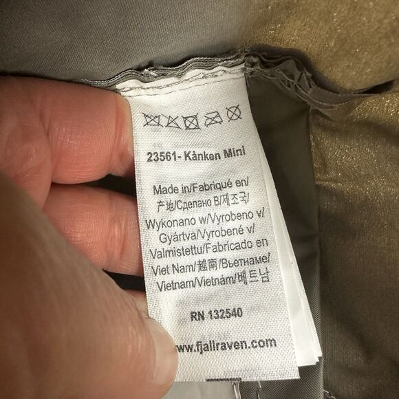 Fjallraven Kanken Mini Small Gray Backpack Bag 23561 Everyday Outdoor Travel - Picture 4 of 14